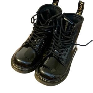 Dr. Martens Shiny Black Kids Boots Size 10 Toddler Really Clean Modern Cool